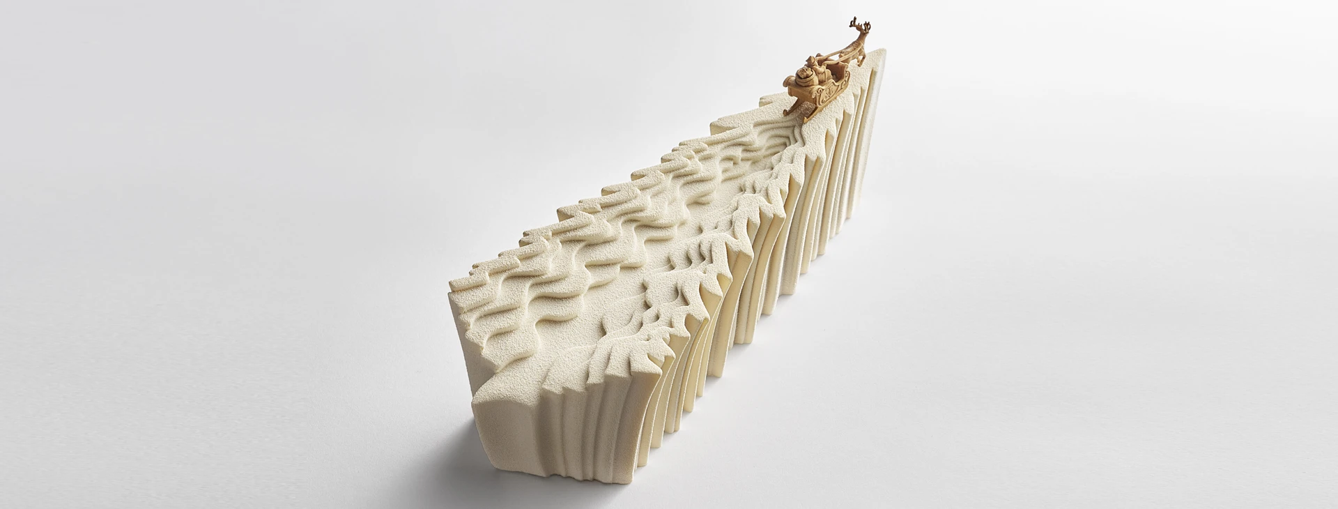 Noël 2026 : Michaël Bartocetti signe une bûche entre féerie et haute pâtisserie au George V