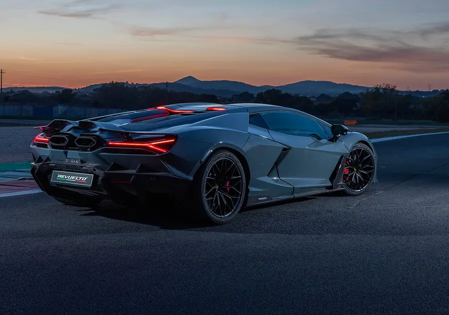 Lamborghini Revuelto, une vision contemporaine, sans compromis
